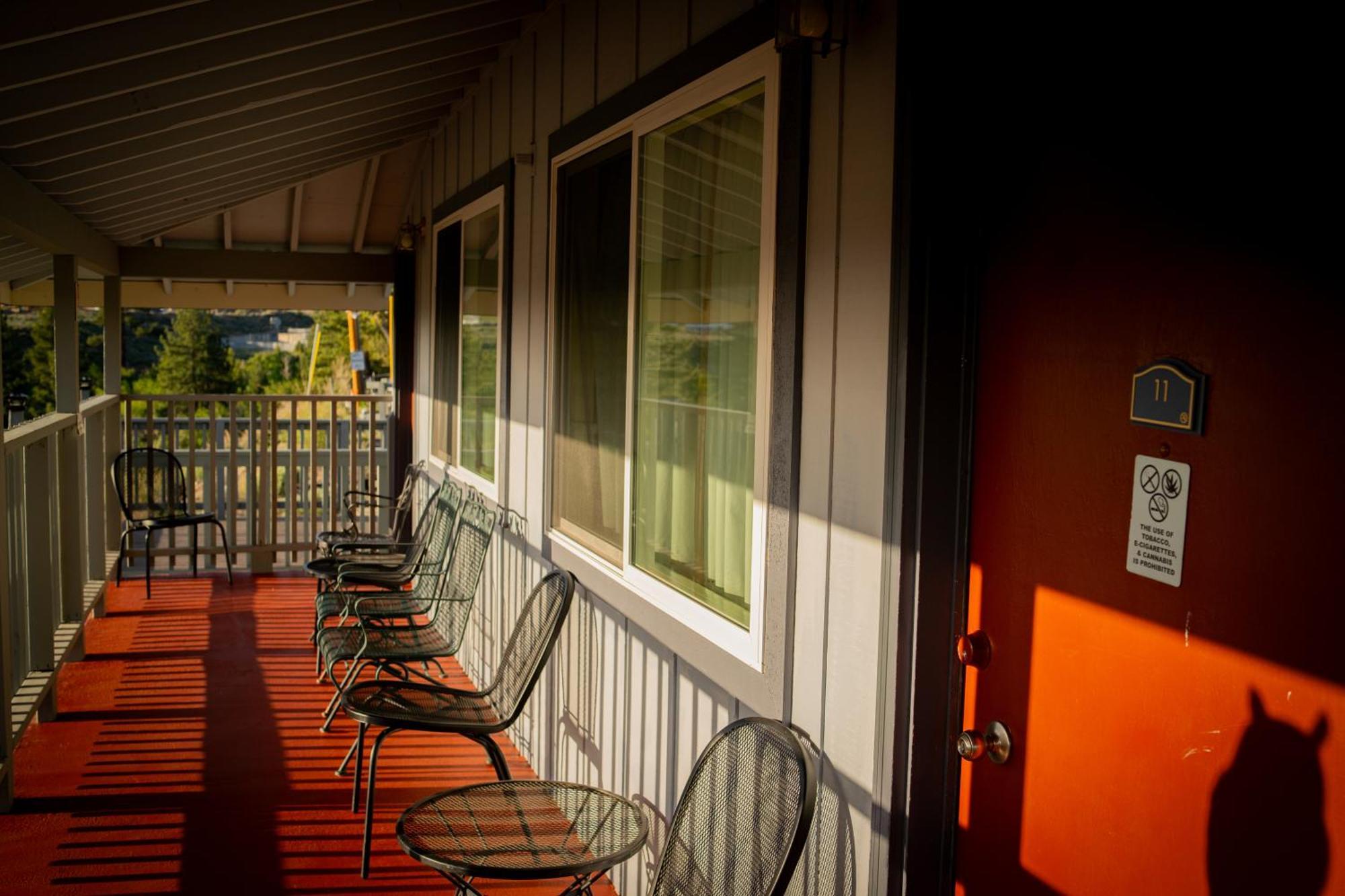 Yosemite Gateway Motel Lee Vining Exterior foto